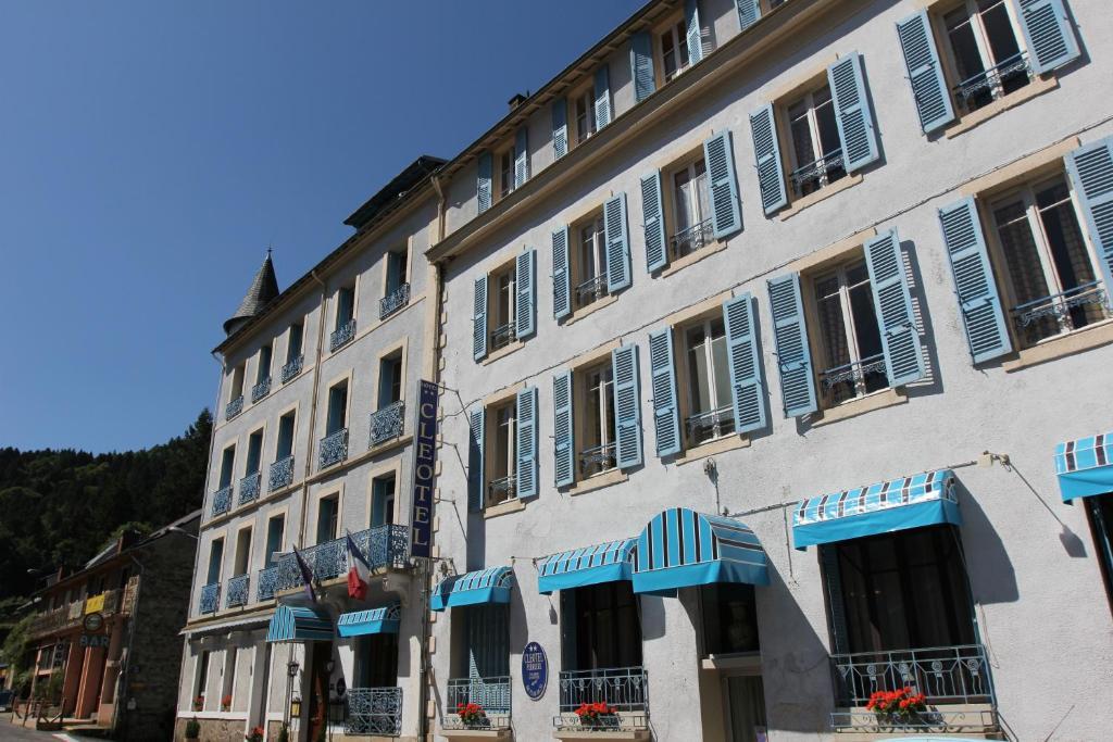Cleotel La Bourboule Bagian luar foto